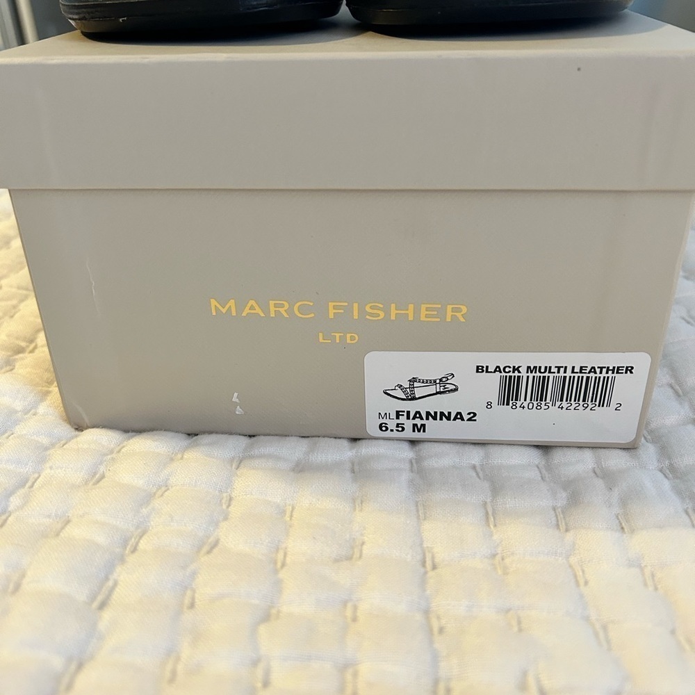 𝅺marc Fisher Studded Snake Sandals - Picture 2 of 9